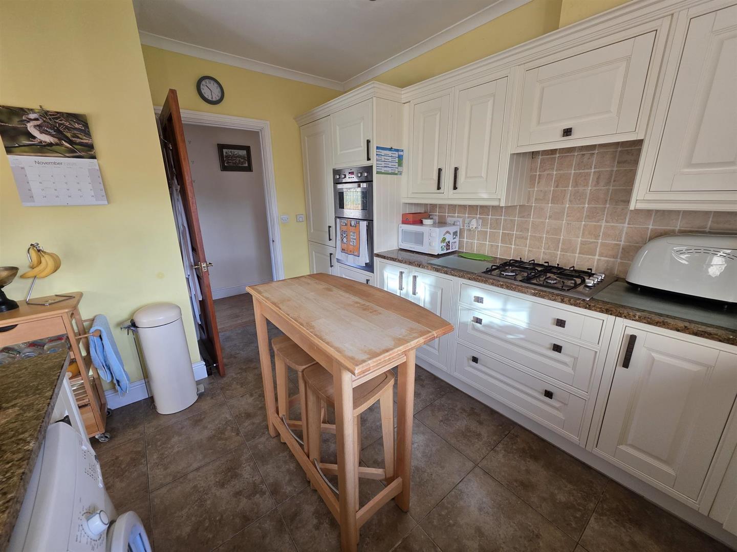 Clos Ty Gwyn, Dafen, Llanelli, SA14 8UT